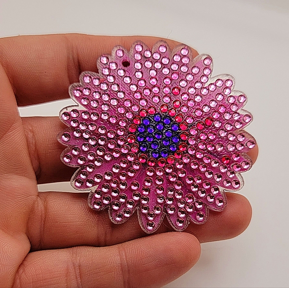 Other - Beautiful Pink Flower Magnet